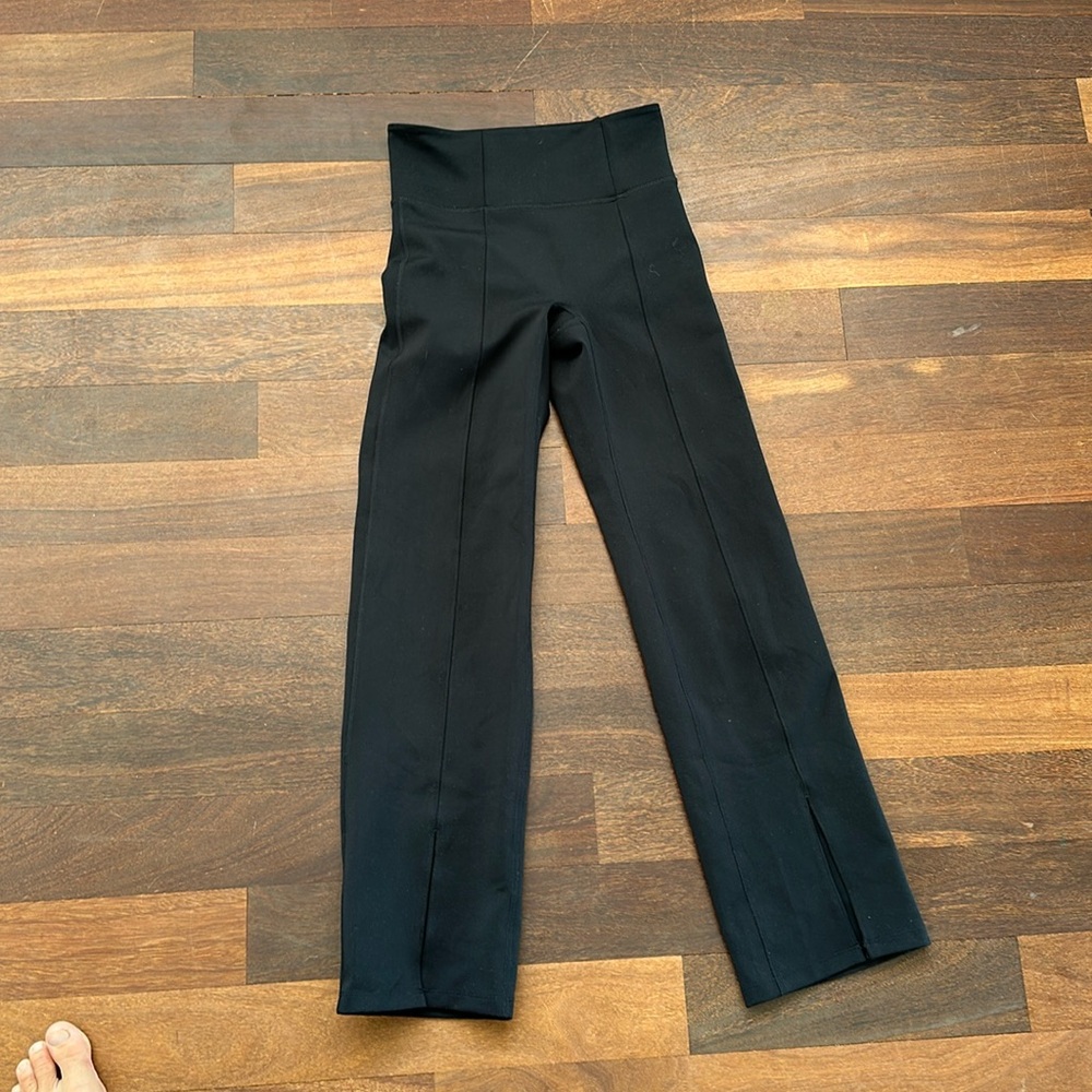 Girlfriend Collective compressive leggings